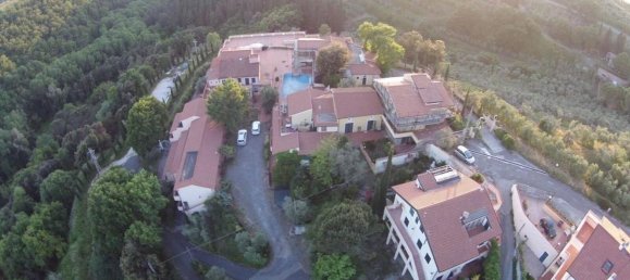 40000m² Hotel in Montescudaio, Italy No. 285871 12