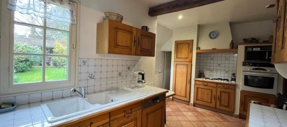 3 bedrooms House in Savignies, France No. 158861 5