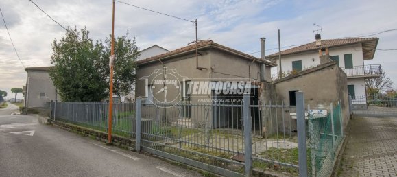 3 rooms House in Cesena, Italy No. 260572 2