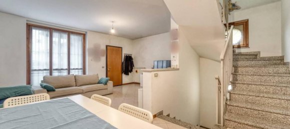 4 rooms Villa in Sordio, Italy No. 37277 16