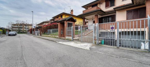 4 rooms Villa in Sordio, Italy No. 37277 52