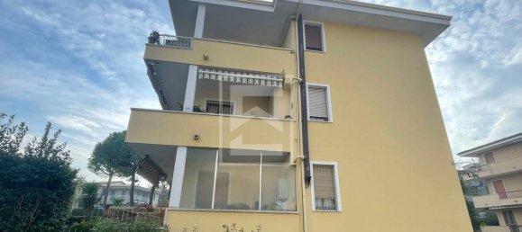 2 bedrooms Apartment in Desenzano del Garda, Italy No. 171566 8