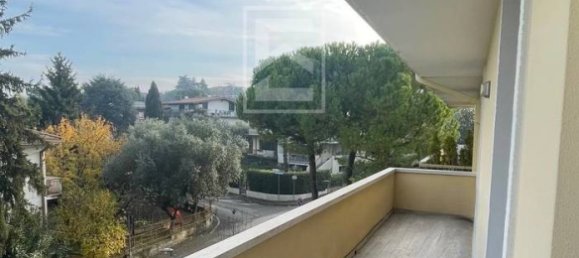2 bedrooms Apartment in Desenzano del Garda, Italy No. 171566 3