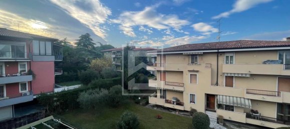 2 bedrooms Apartment in Desenzano del Garda, Italy No. 171566 2