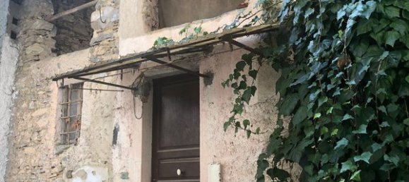 4 rooms House in Dumenza, Italy No. 100630 8