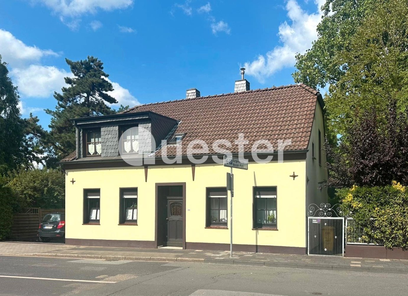 Casa de 7 habitaciónes en Duisburg, Germany No. 222159