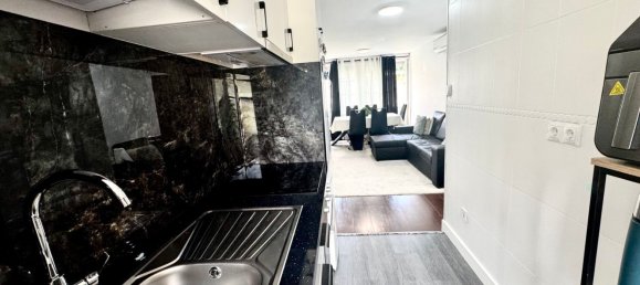 Apartamento de 3 dormitorios en Madrid, Spain No. 167441 9