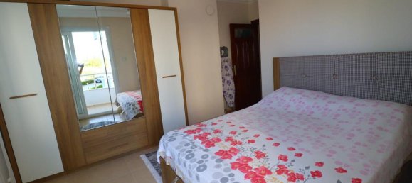 Penthouse 3+1 in Mersin, Turkey No. 12594 6