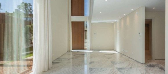 Casa de 4 dormitorios en Cascais, Portugal No. 34090 5