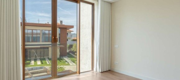 Casa de 4 dormitorios en Cascais, Portugal No. 34090 11