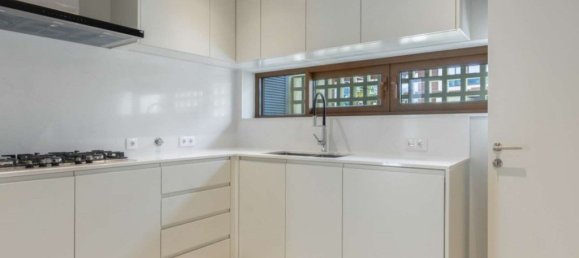 Casa de 4 dormitorios en Cascais, Portugal No. 34090 8