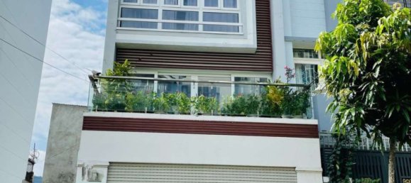 300m² Townhouse in District 7, Vietnam No. 9757 4