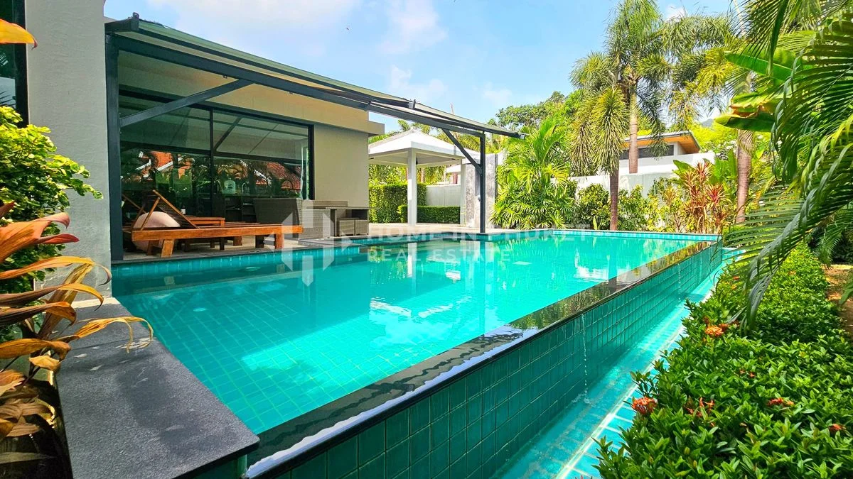 3 chambres house à vendre à Nai Harn Beach, Phuket, Southern Thailand, Thailand № 60943