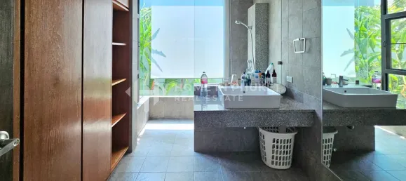 3 chambres house à vendre à Nai Harn Beach, Phuket, Southern Thailand, Thailand № 60943 22