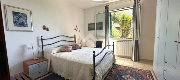 Квартира с 2 комнатами в Бордигера, Италия № 274851 11