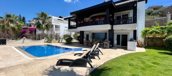 Вилла с 6 комнатами в Аланья, Турция № 23130 5