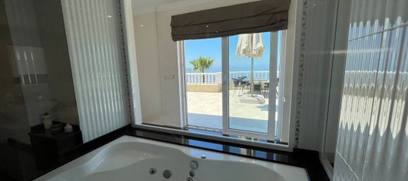 Вилла с 6 комнатами в Аланья, Турция № 23130 30