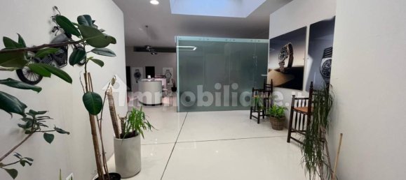 Escritório de 5 divisões em Alzano Lombardo, Italy N.º 286915 4