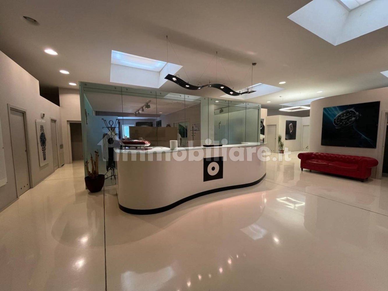 Escritório de 5 divisões em Alzano Lombardo, Italy N.º 286915