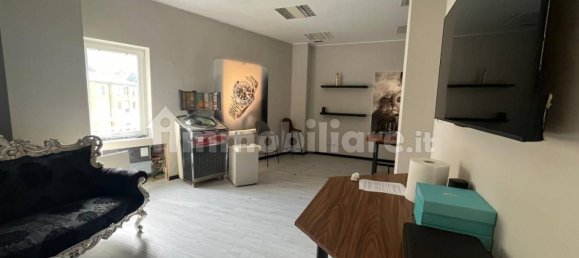 Escritório de 5 divisões em Alzano Lombardo, Italy N.º 286915 17