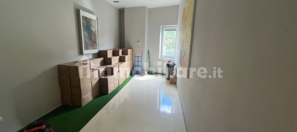 Escritório de 5 divisões em Alzano Lombardo, Italy N.º 286915 12