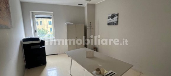 Escritório de 5 divisões em Alzano Lombardo, Italy N.º 286915 20