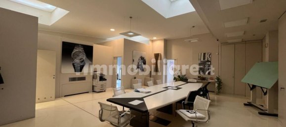 Escritório de 5 divisões em Alzano Lombardo, Italy N.º 286915 7