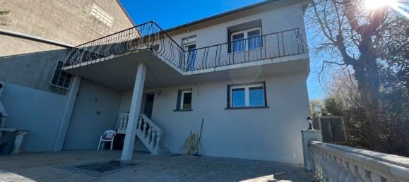 Дом с 3 спальнями в Монлюсон, Франция № 286393 8