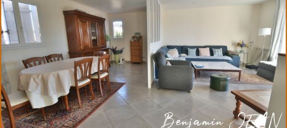 3 bedrooms House in Sauvian, France No. 286559 6