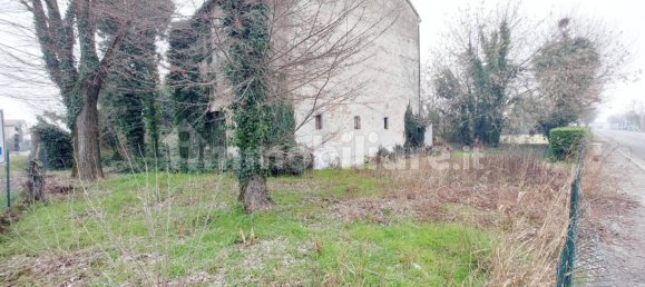 3 chambres Villa à Gualtieri, Italy No. 20396 2