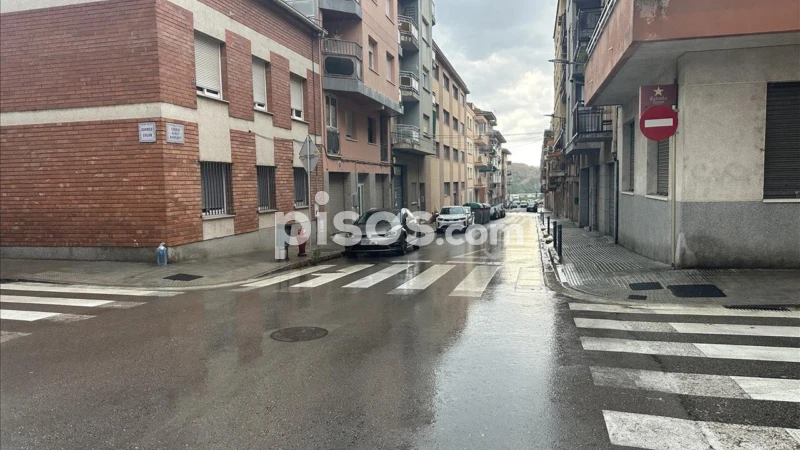 Apartamento de 3 dormitorios en Olesa de Montserrat, Spain No. 269989