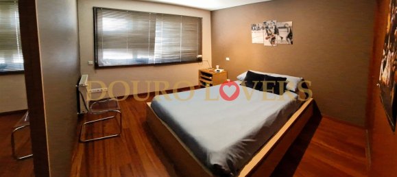 Apartamento de 4 dormitorios en Matosinhos, Portugal No. 129283 9