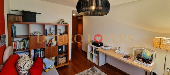 Apartamento de 4 dormitorios en Matosinhos, Portugal No. 129283 7