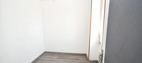 2 bedrooms Apartment in Montfermeil, France No. 181061 5