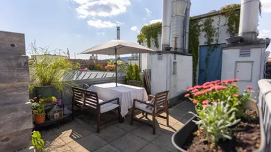 2 rooms Apartment in Penzing, Austria No. 231406