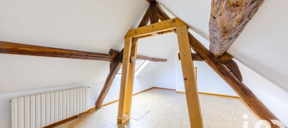 3-salle Appartement à Marines, France No. 324987 10