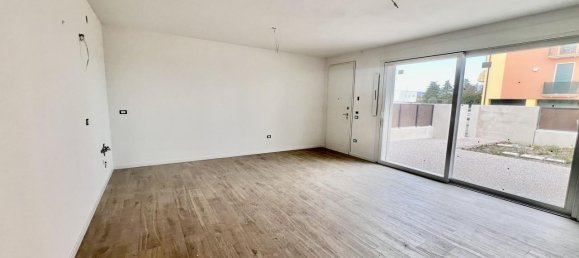 4 rooms Apartment in Montegrotto Terme, Italy No. 9454 8