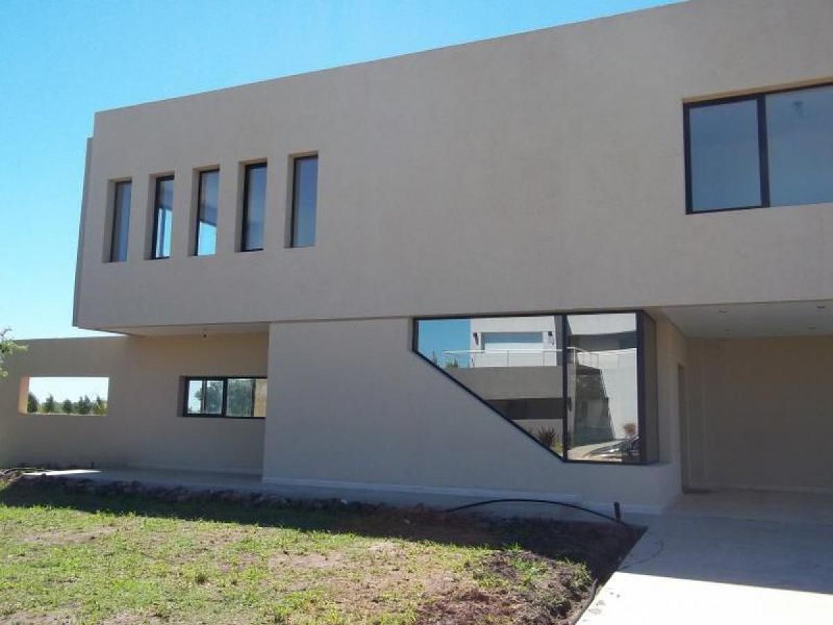 3 bedrooms Farm in San Vicente, Argentina No. 37128