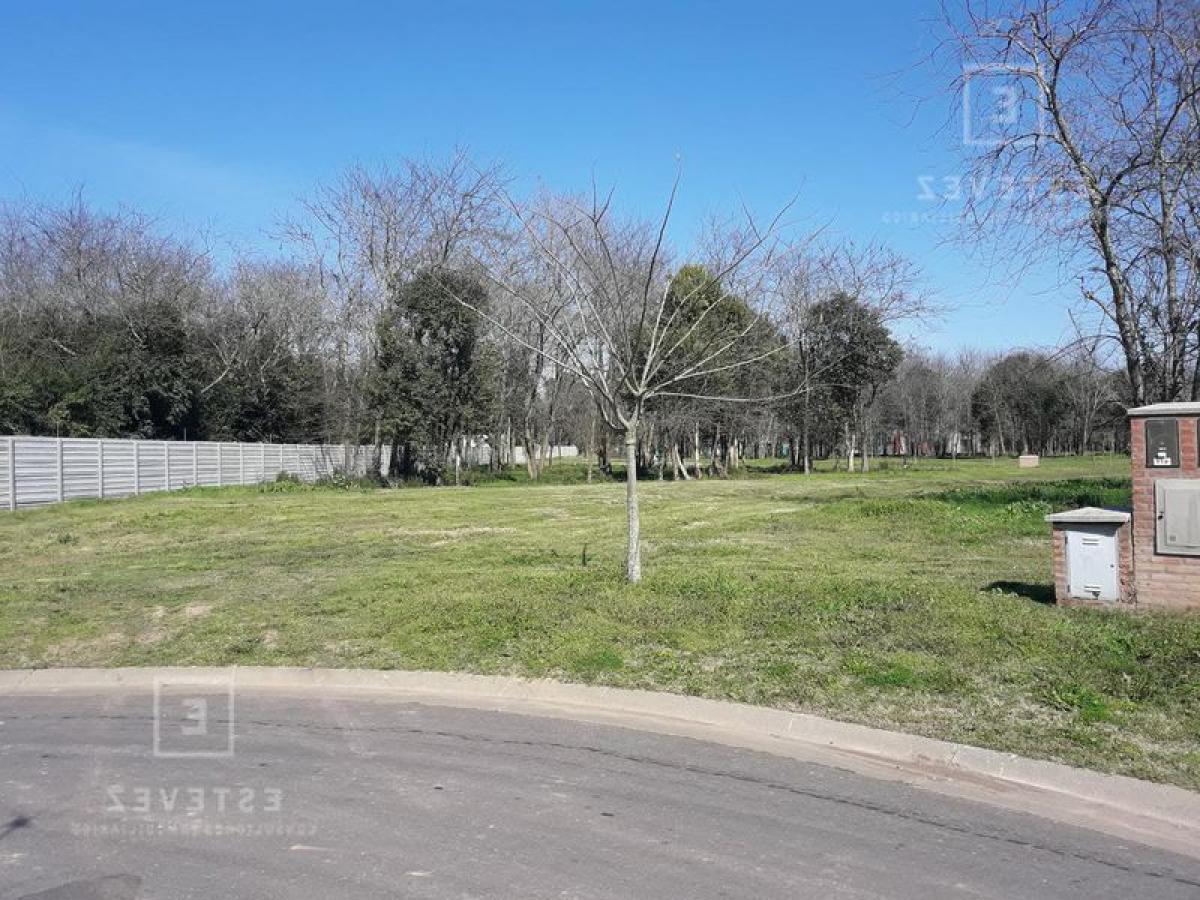  Land in Escobar, Argentina No. 117888