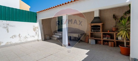 3 bedrooms House in Moita, Portugal No. 185459 12