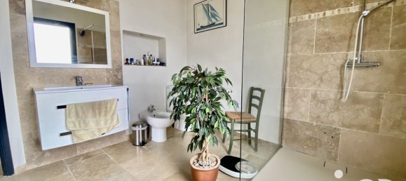 Adosado de 3 dormitorios en Castillon-du-Gard, France No. 299720 10