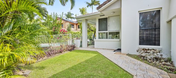 5 chambres Maison à Broadbeach Waters, Australia No. 951 12