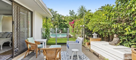 5 chambres Maison à Broadbeach Waters, Australia No. 951 11