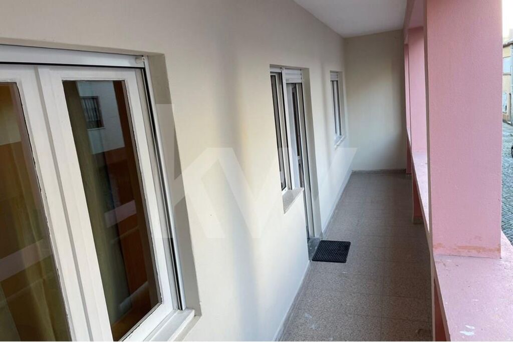 3 bedrooms Apartment in Porto, Portugal No. 51865