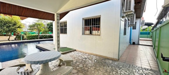 4 غرف نوم مقهى / مطعم في Pattaya, Thailand رقم 4302 7