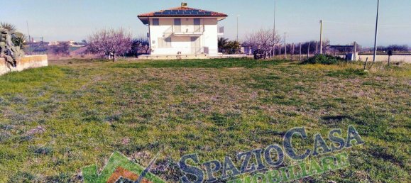 Terrain à Giulianova, Italy 430m² No. 109419 2