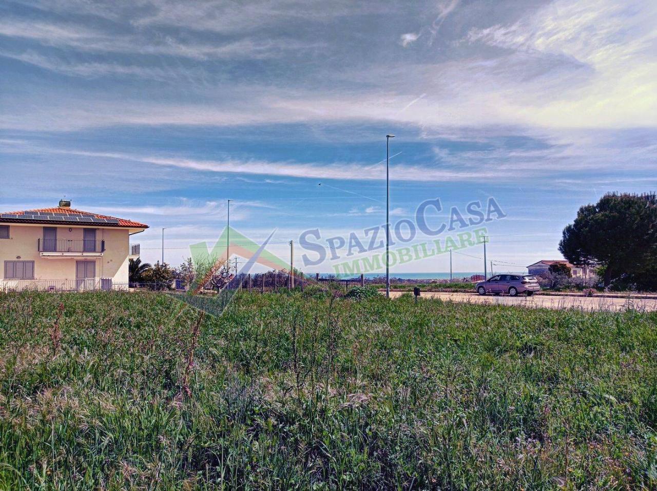 Terrain à Giulianova, Italy 430m² No. 109419