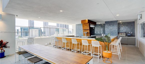 2 Schlafzimmer Gewerbliche Immobilien in Miami, USA, Nr. 615883 12
