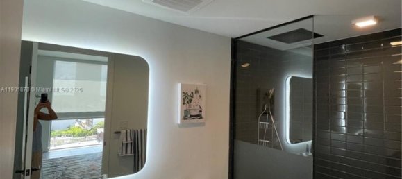 2 Schlafzimmer Gewerbliche Immobilien in Miami, USA, Nr. 615883 19