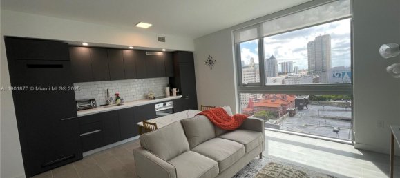 2 Schlafzimmer Gewerbliche Immobilien in Miami, USA, Nr. 615883 4